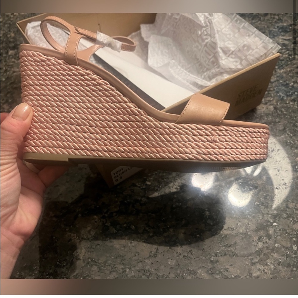 Steve Madden Tory Twist Wedge Sandal, Pale Pink, New in Box, women’s Sz 9.5